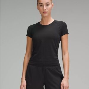 Lululemon Black Swiftly Tech Short-Sleeve 2.0 Lenth Athletic Top